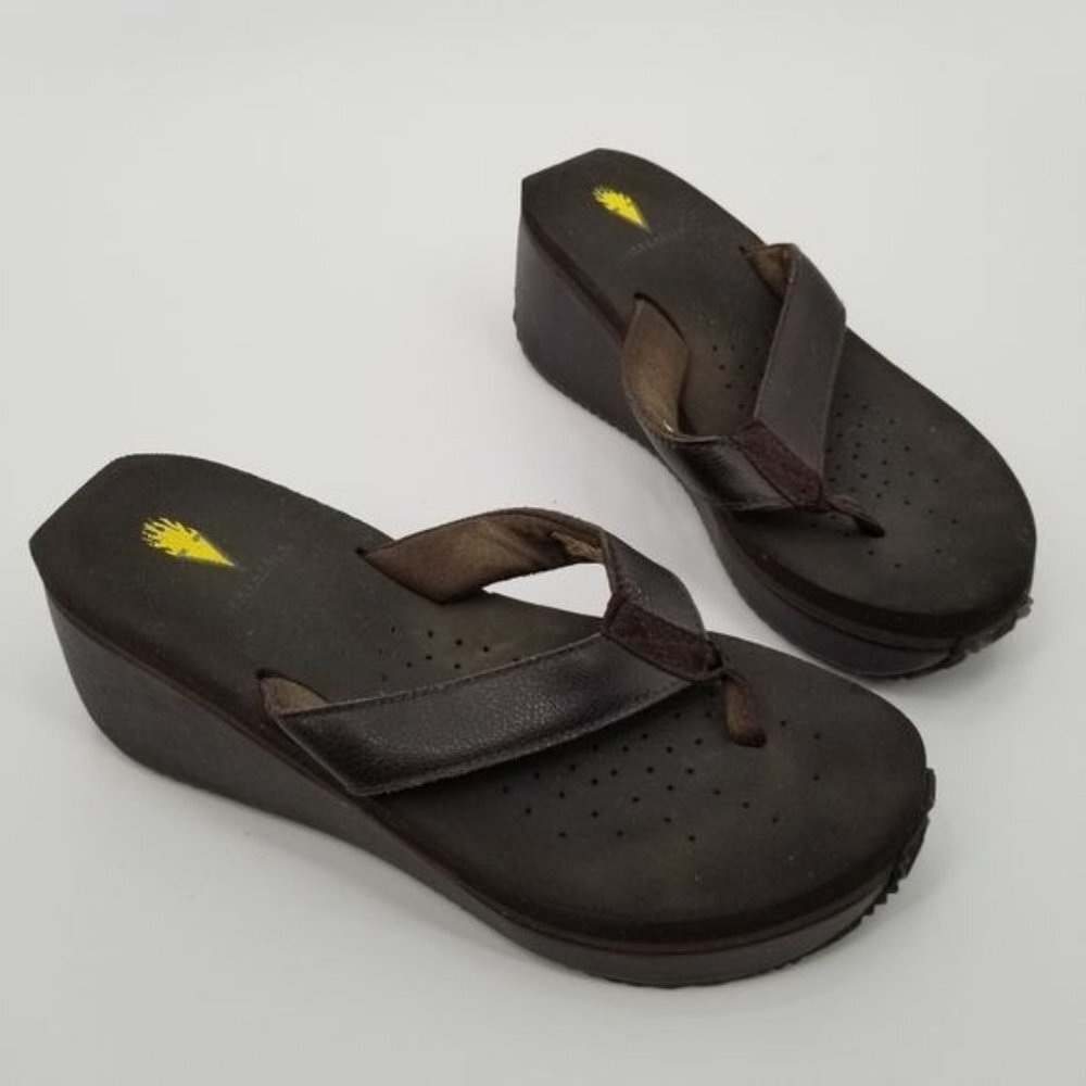 Volatile Chunky Wedge Sandals Y2K 90's Vibe 9